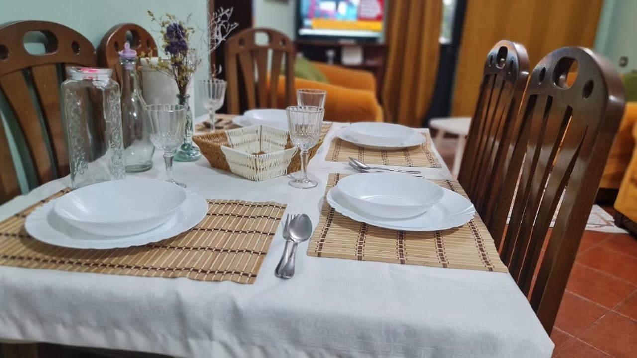 Calmly, Spacious Apartment Next To Usa Embassy Тирана Екстер'єр фото