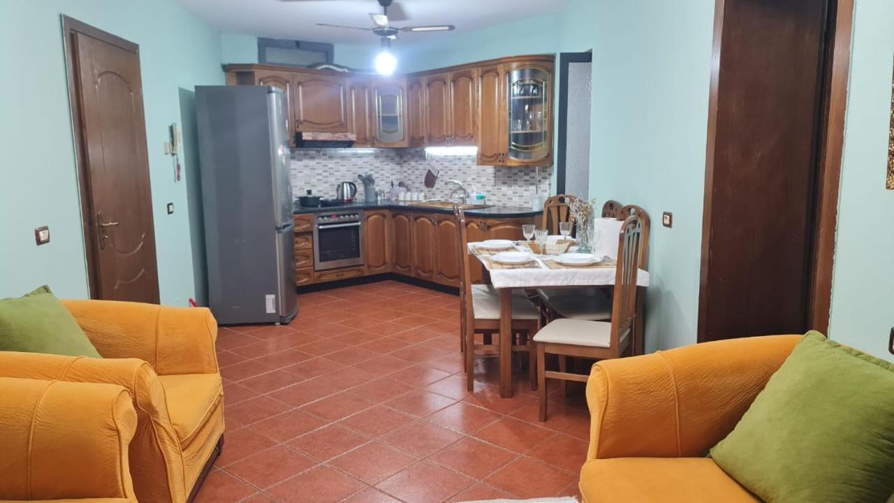 Calmly, Spacious Apartment Next To Usa Embassy Тирана Екстер'єр фото