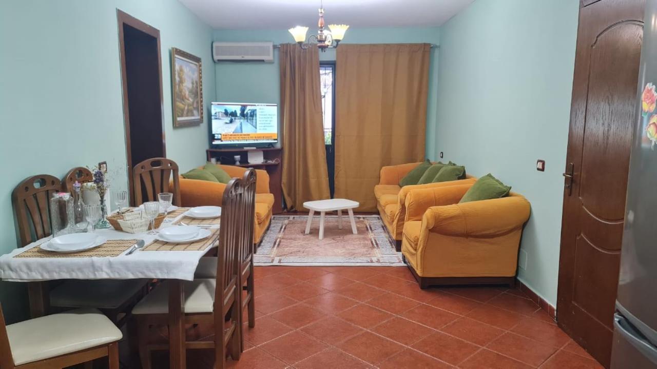 Calmly, Spacious Apartment Next To Usa Embassy Тирана Екстер'єр фото
